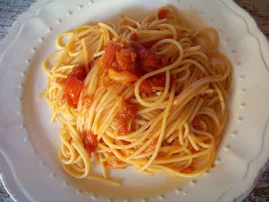 spaghetti à la sauce tomate maison
